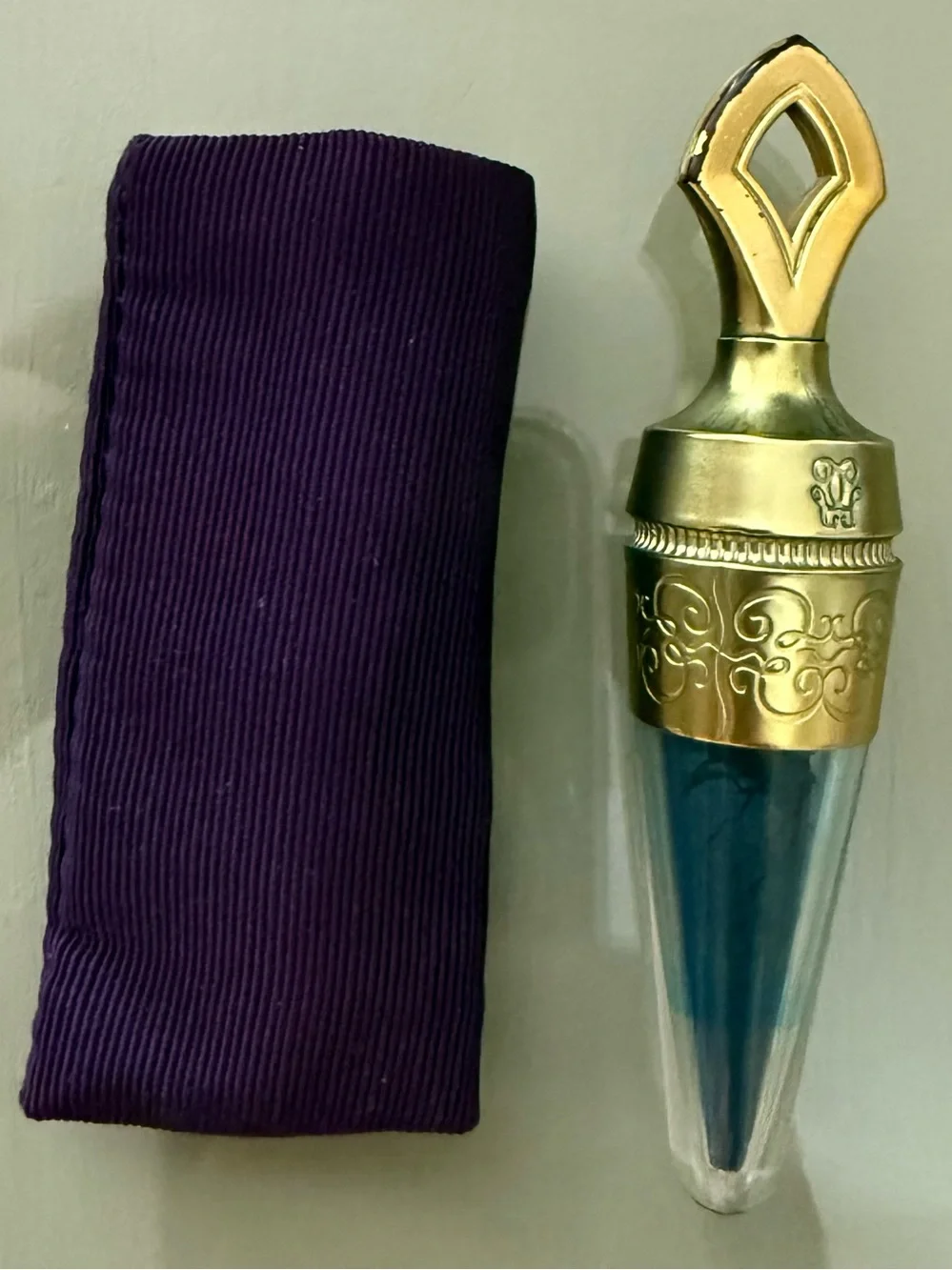 Eye kohl (Indian & middle east style)